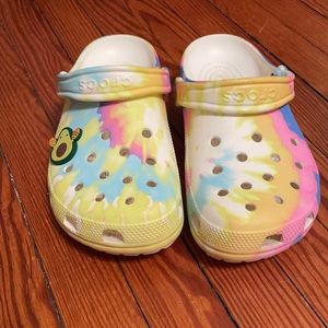Tie dye crocs worn once sz 7